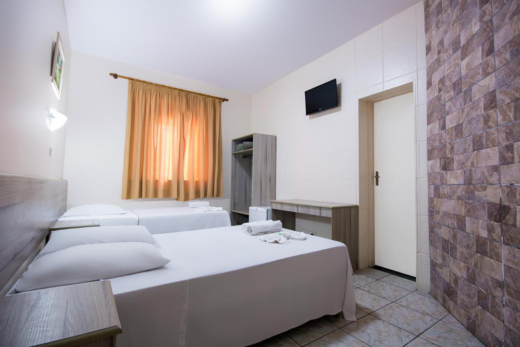 Hotel Dan Inn Pocos De Caldas - A Melhor Localizacao Do Centro By Nacional Inn エクステリア 写真